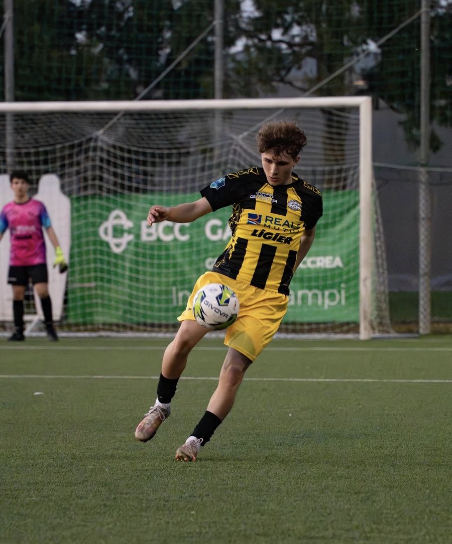 Un giocatore in azione alla Leonessa Cup